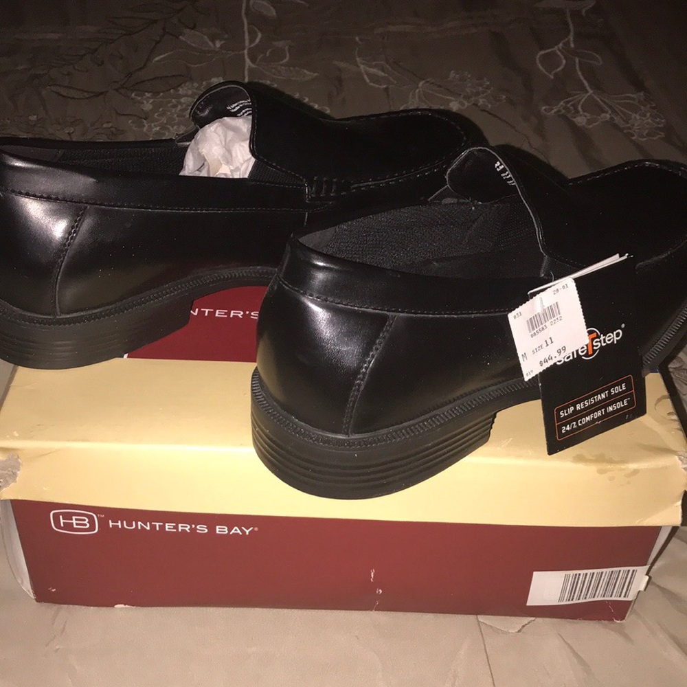 Hunters Bay Slip and oil resistant casual shoes 11